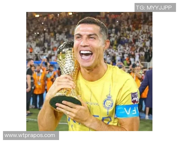 中前位足球明星的辉煌历程与对球队的深远影响解析 中前位足球明星的辉煌历程与对球队的深远影响解析